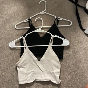 Amara Tank Brandy Melville